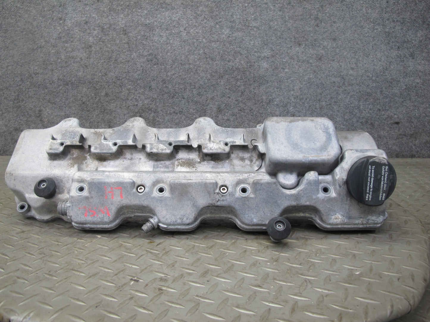 99-02 Mercedes R129 SL500 M113 Engine Left Side Cylinder Head Valve Cover OEM