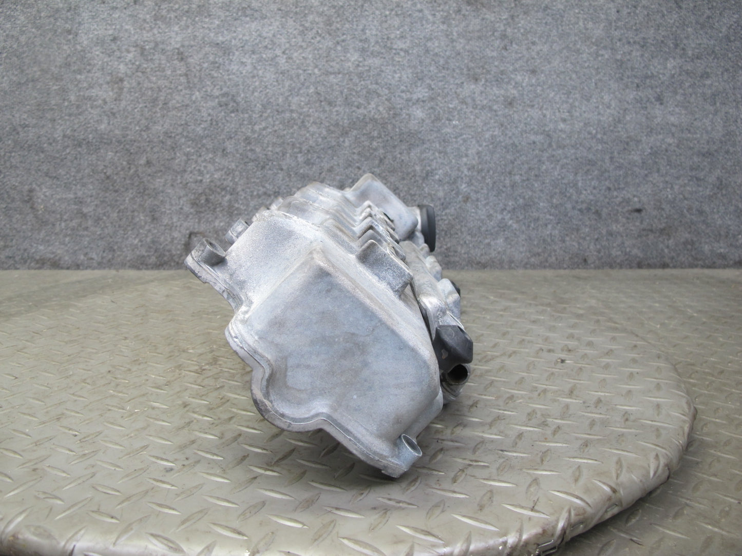 99-02 Mercedes R129 SL500 M113 Engine Left Side Cylinder Head Valve Cover OEM