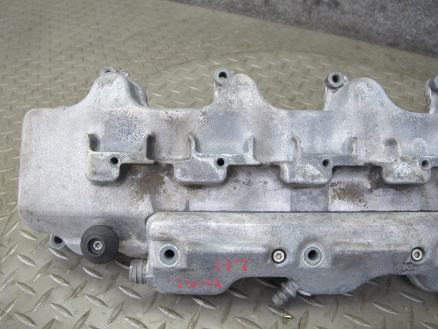 99-02 Mercedes R129 SL500 M113 Engine Left Side Cylinder Head Valve Cover OEM