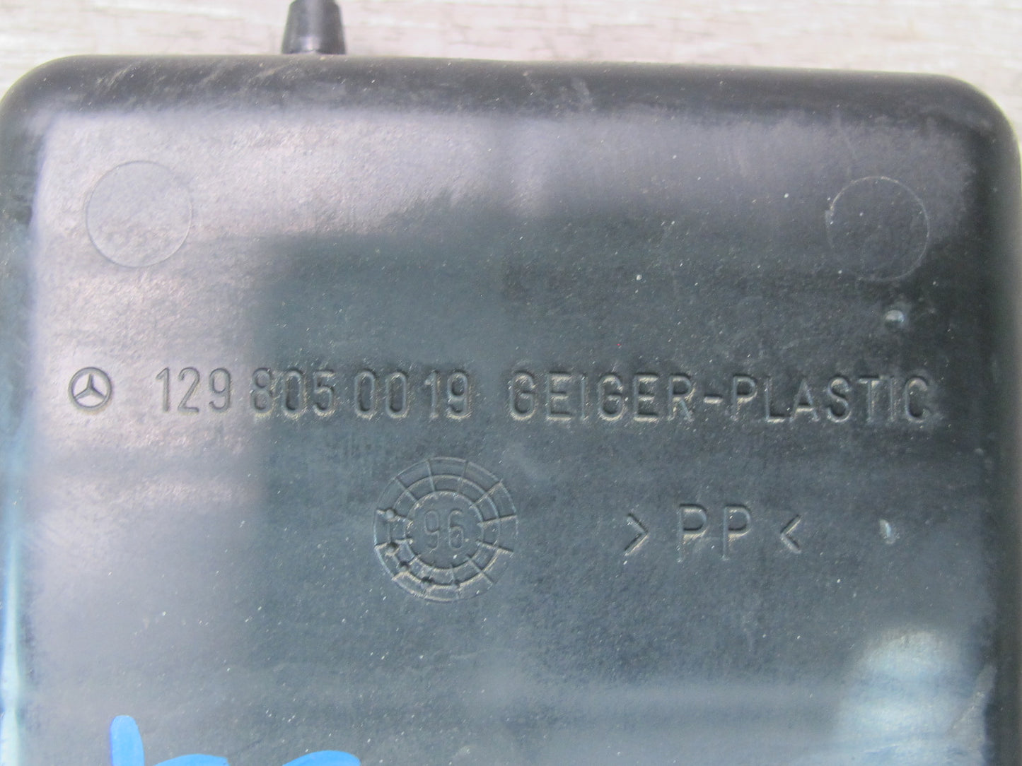 96-99 Mercedes W140 C140 Cl-class Air Vacuum Expansion Tank 1298050019 OEM