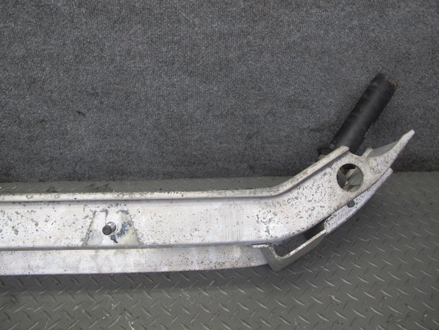 1983-1986 Porsche 928 S Rear Bumper Reinforcement Support Impact Bar W/ Shocks