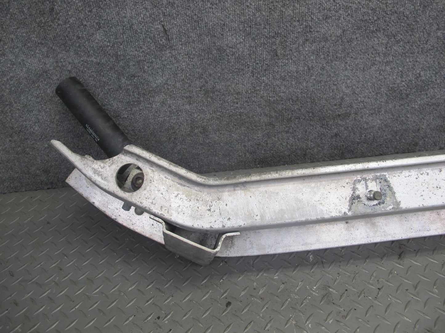 1983-1986 Porsche 928 S Rear Bumper Reinforcement Support Impact Bar W/ Shocks