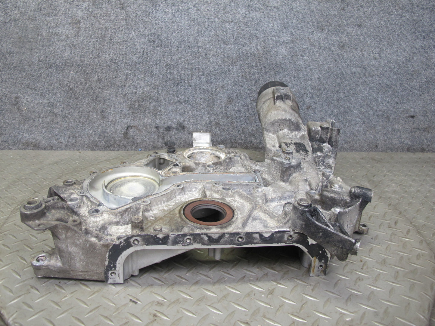 99-02 Mercedes R129 SL500 5.0L M113 Engine Motor Timing Cover OEM