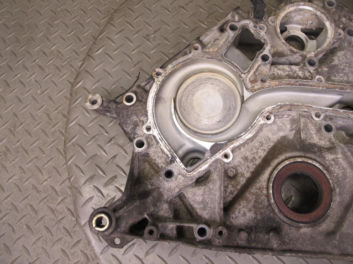 99-02 Mercedes R129 SL500 5.0L M113 Engine Motor Timing Cover OEM