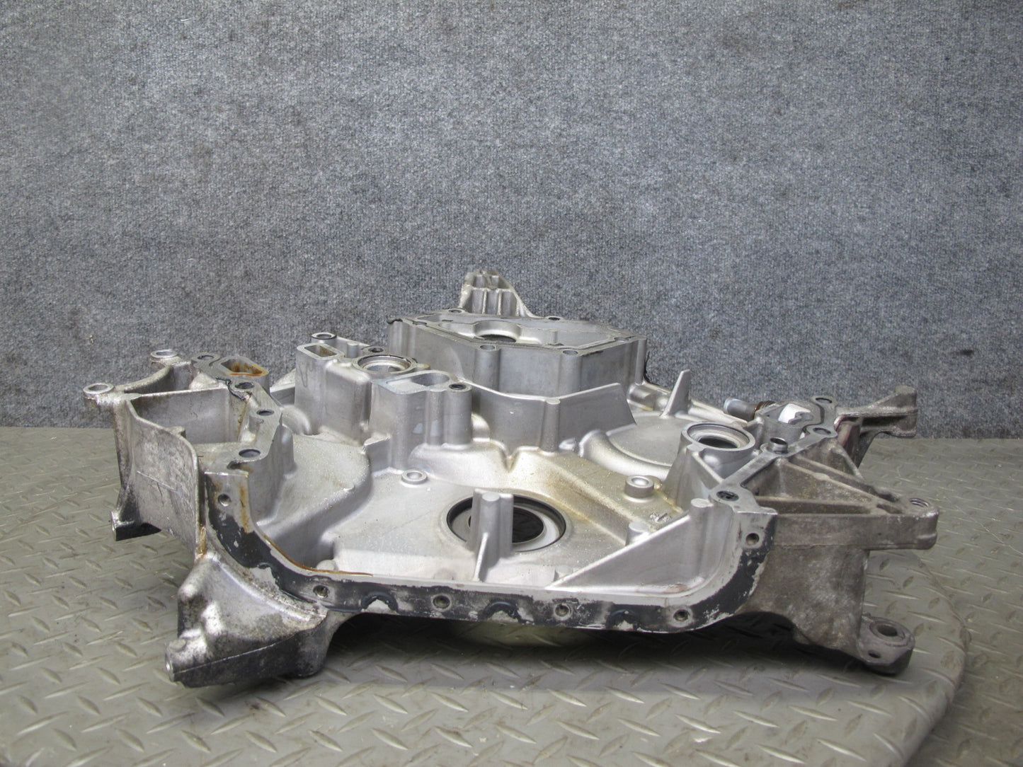 99-02 Mercedes R129 SL500 5.0L M113 Engine Motor Timing Cover OEM