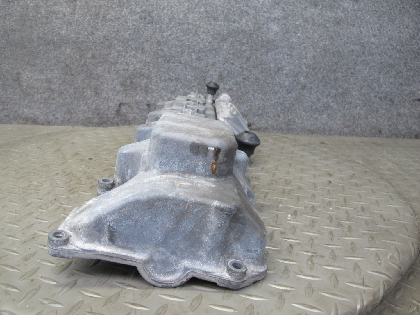 99-02 Mercedes R129 SL500 M113 Engine Right Side Cylinder Head Valve Cover OEM