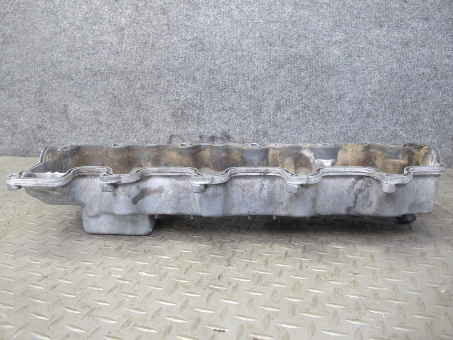 99-02 Mercedes R129 SL500 M113 Engine Right Side Cylinder Head Valve Cover OEM