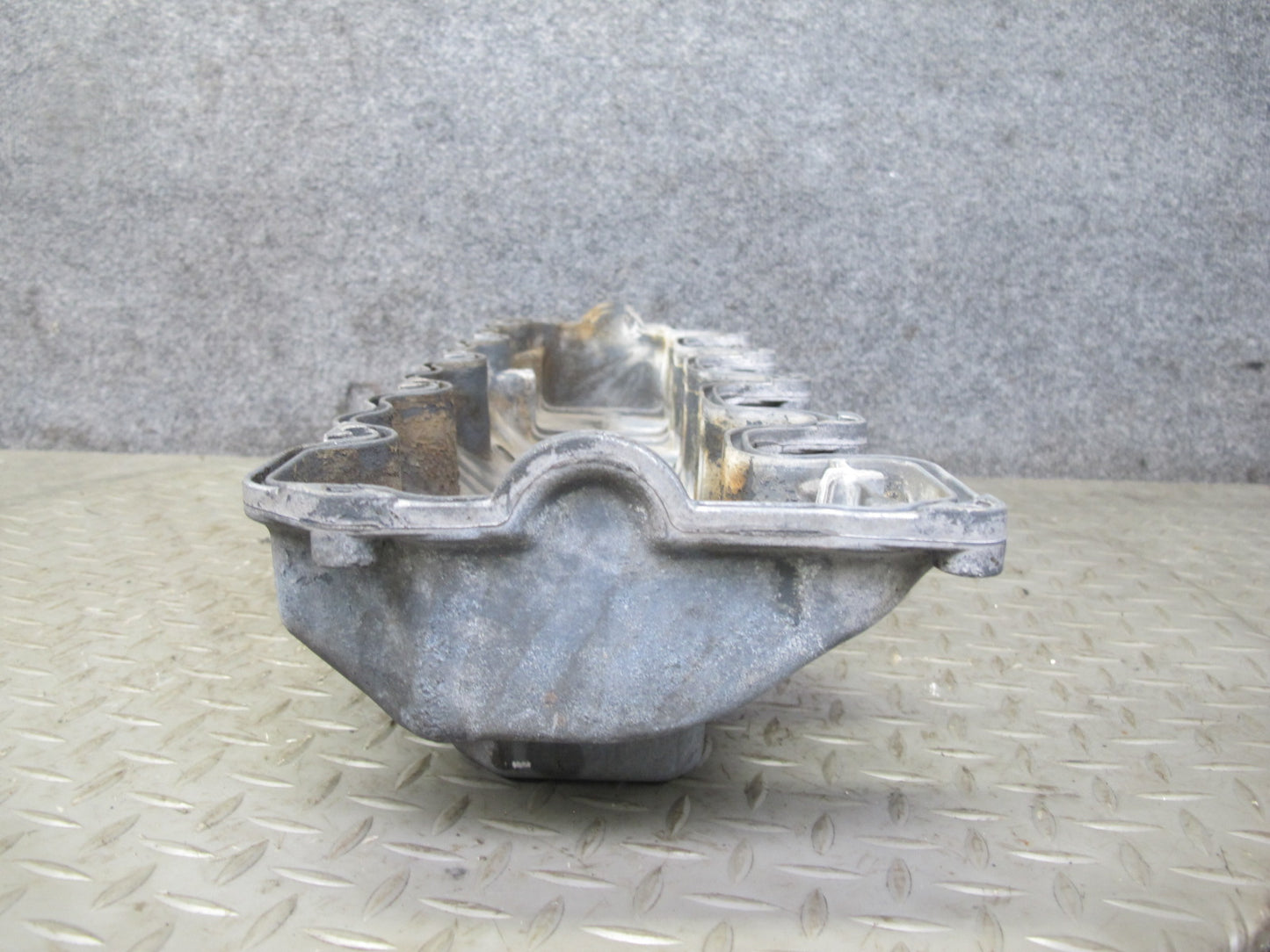 99-02 Mercedes R129 SL500 M113 Engine Right Side Cylinder Head Valve Cover OEM