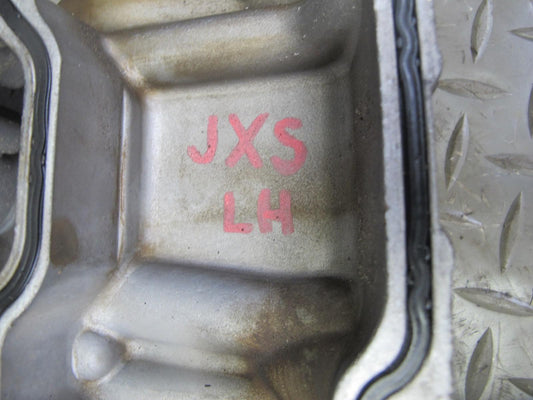 2010-2014 BMW E71 X6M S63 Left Engine Cylinder Head Valve Cover