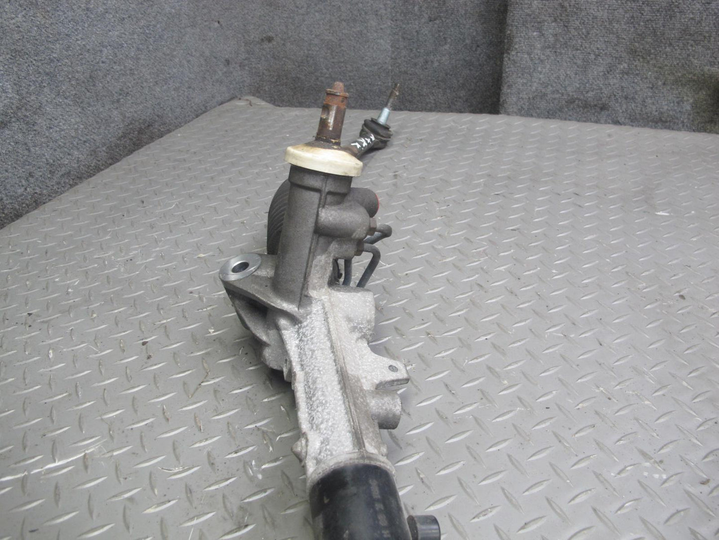 07-10 Saturn SKY Power Steering Rack & Pinion Gear Assembly 88K 15923219 OEM