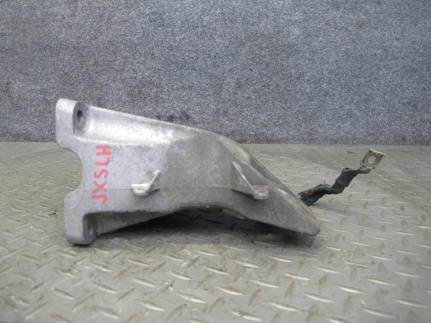 2010-2014 BMW E71 X6M X5M S63 Engine Left & Right Motor Mount Set of 2