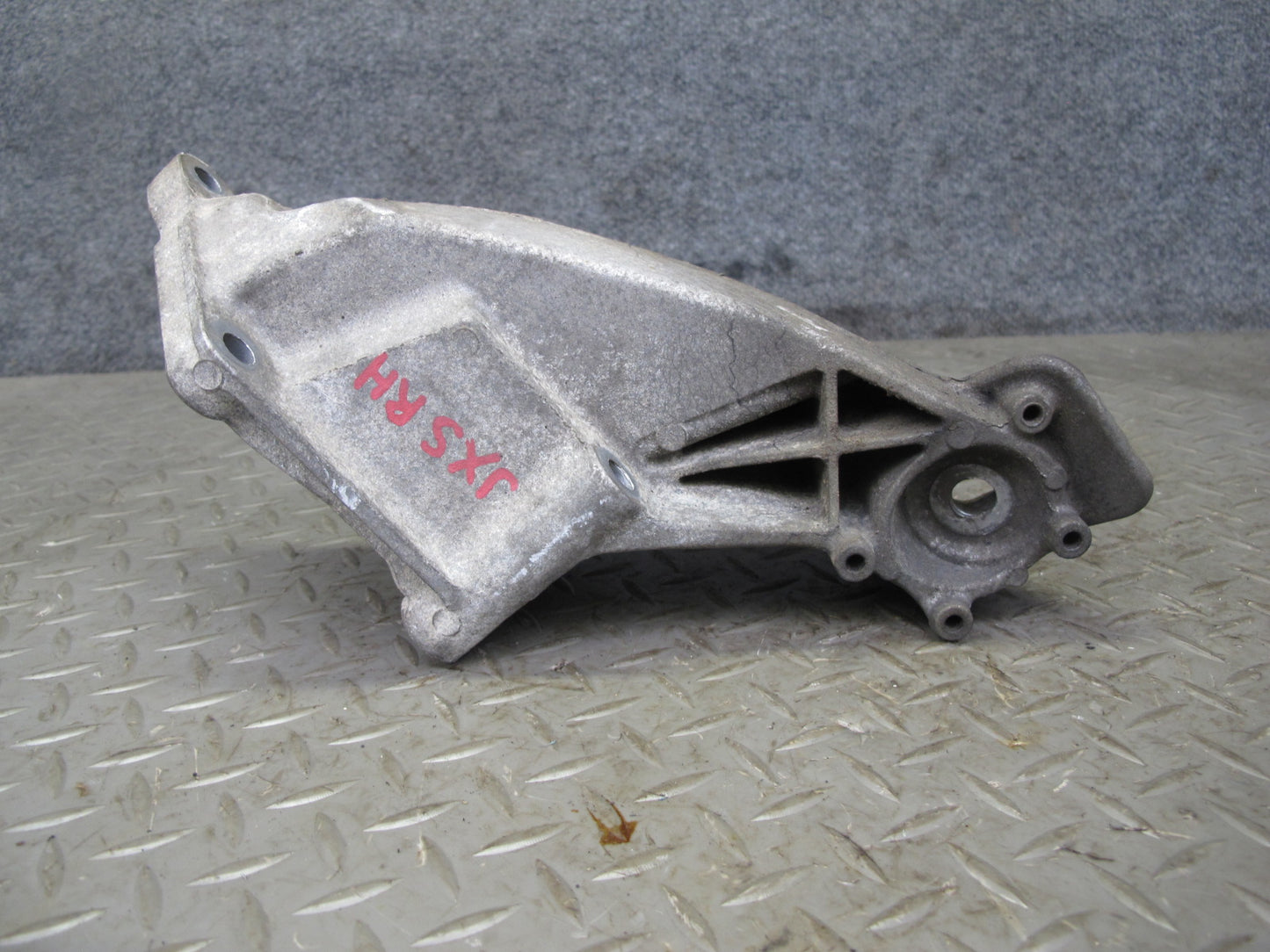 2010-2014 BMW E71 X6M X5M S63 Engine Left & Right Motor Mount Set of 2