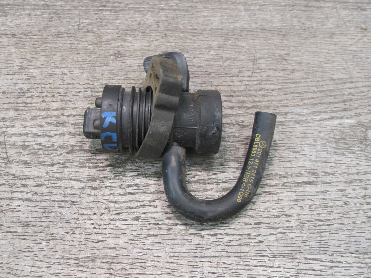 96-99 Mercedes W140 C140 Cl-class Fuel Regeneration Vacuum Valve w Hose OEM
