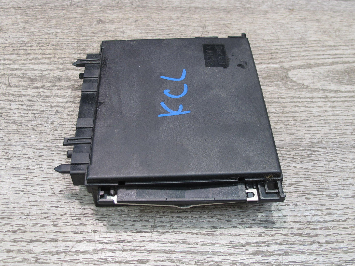 96-99 Mercedes W140 C140 Cl-class General Basic Control Module 0185458432 OEM