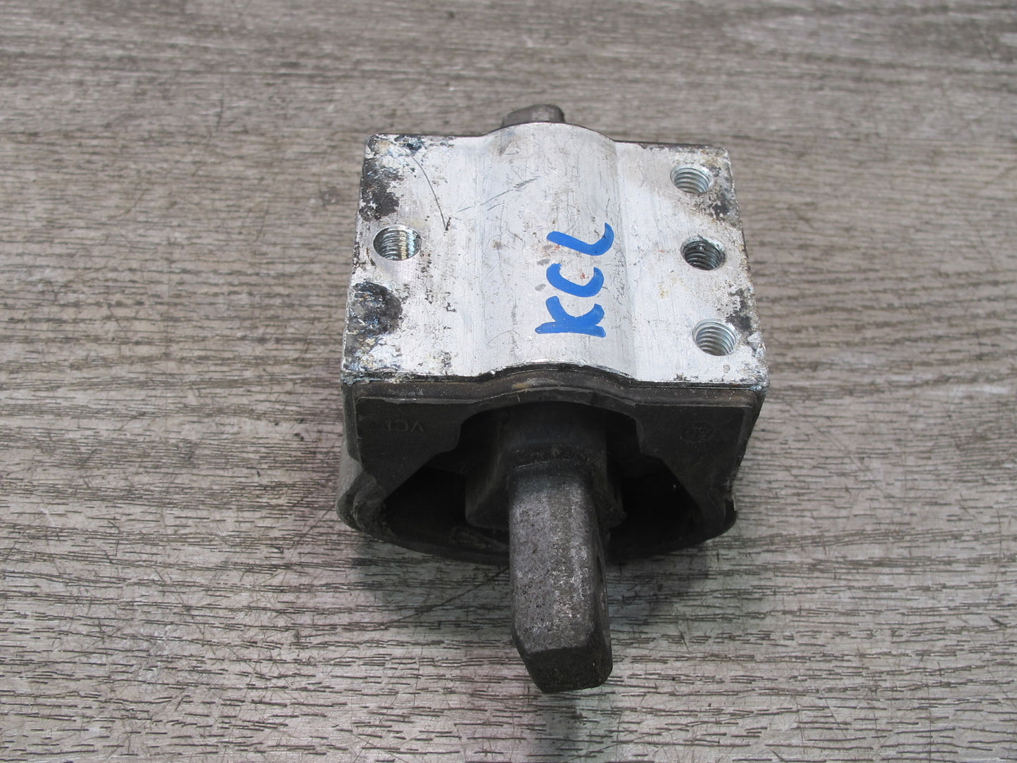 96-99 Mercedes W140 C140 Cl-class Automatic Transmission Mount Support OEM