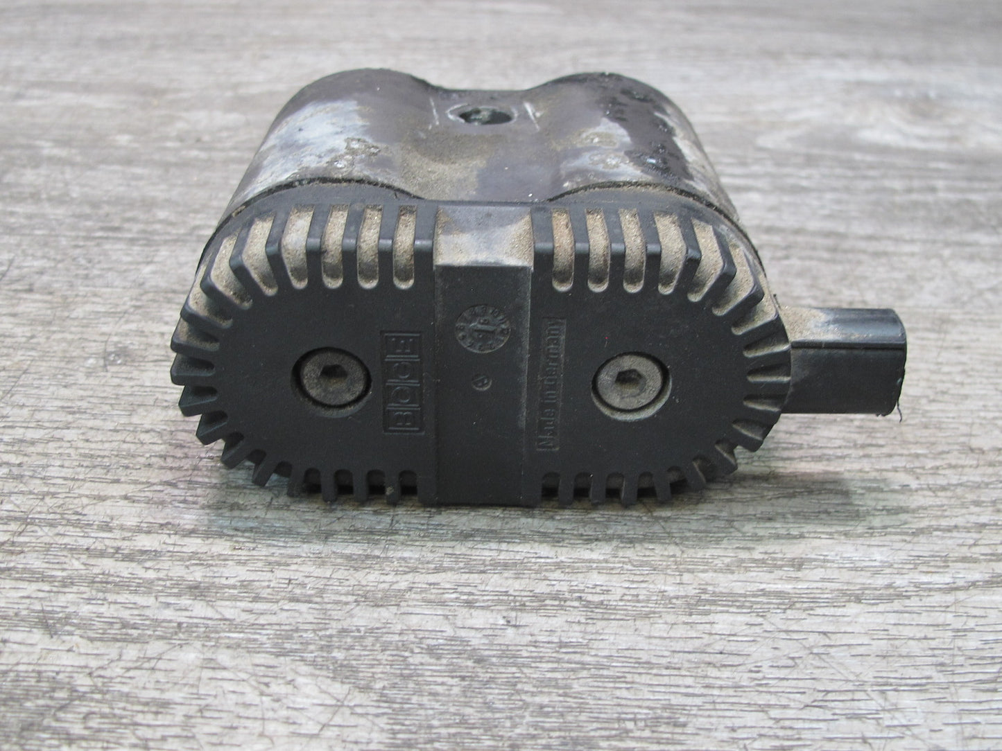 96-99 Mercedes W140 C140 CL Coupe Suspension Damping Valve OEM