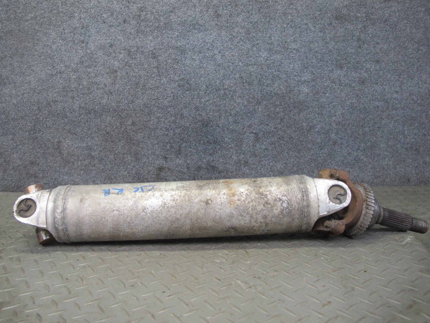 84-96 Chevrolet Corvette C4 A/T Rear Left or Right Half Axle Shaft 10223032 OEM