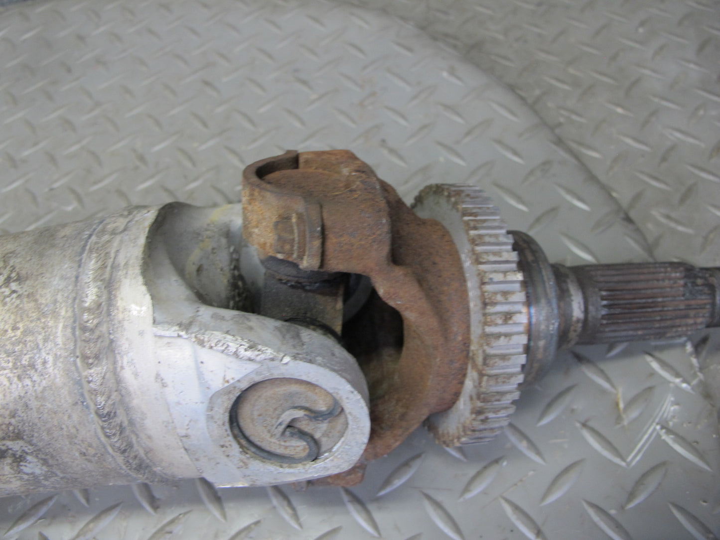 84-96 Chevrolet Corvette C4 A/T Rear Left or Right Half Axle Shaft 10223032 OEM