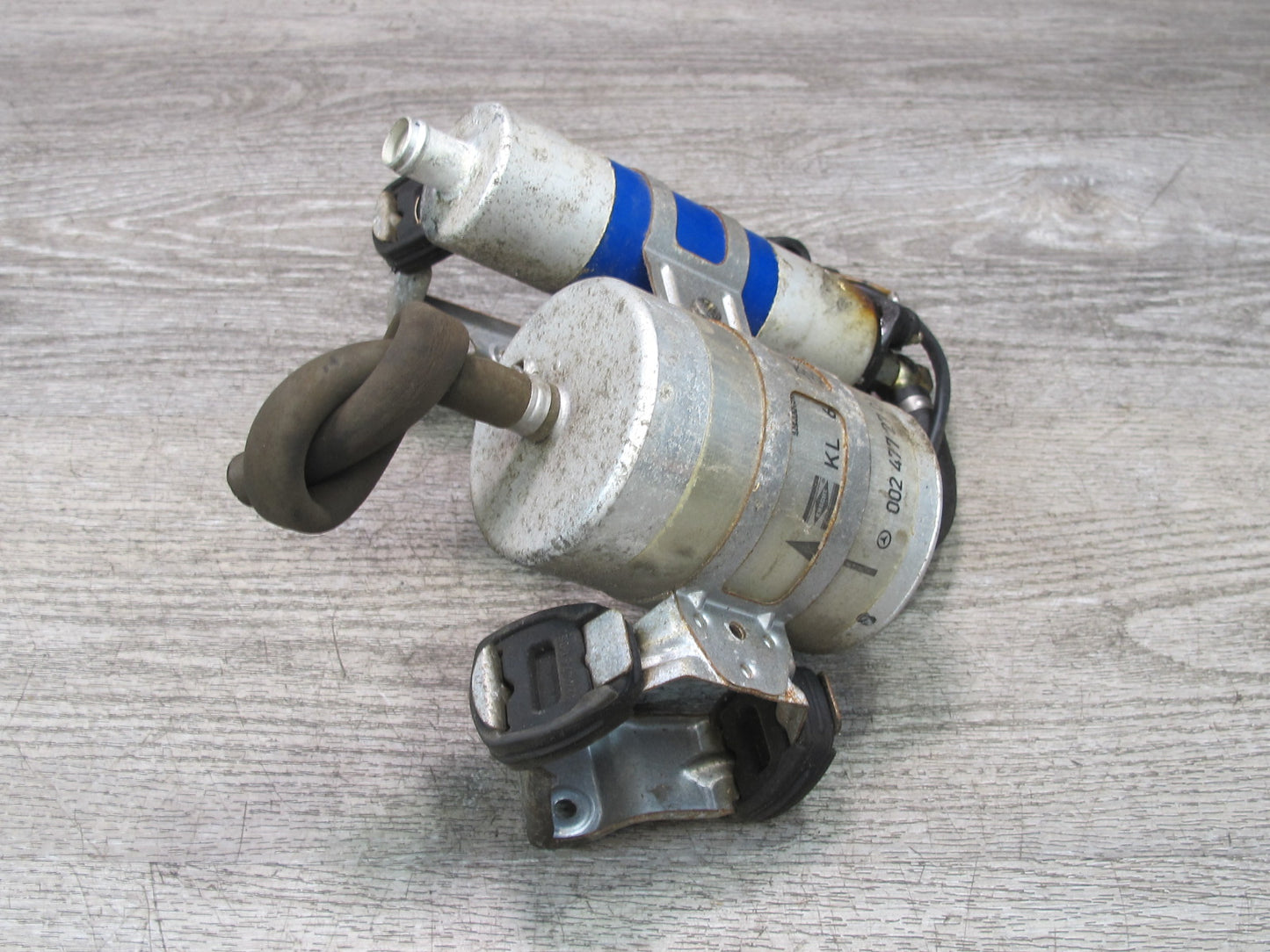 96-99 Mercedes W140 C140 Cl-class Fuel Pump & Filter Assembly Set OEM