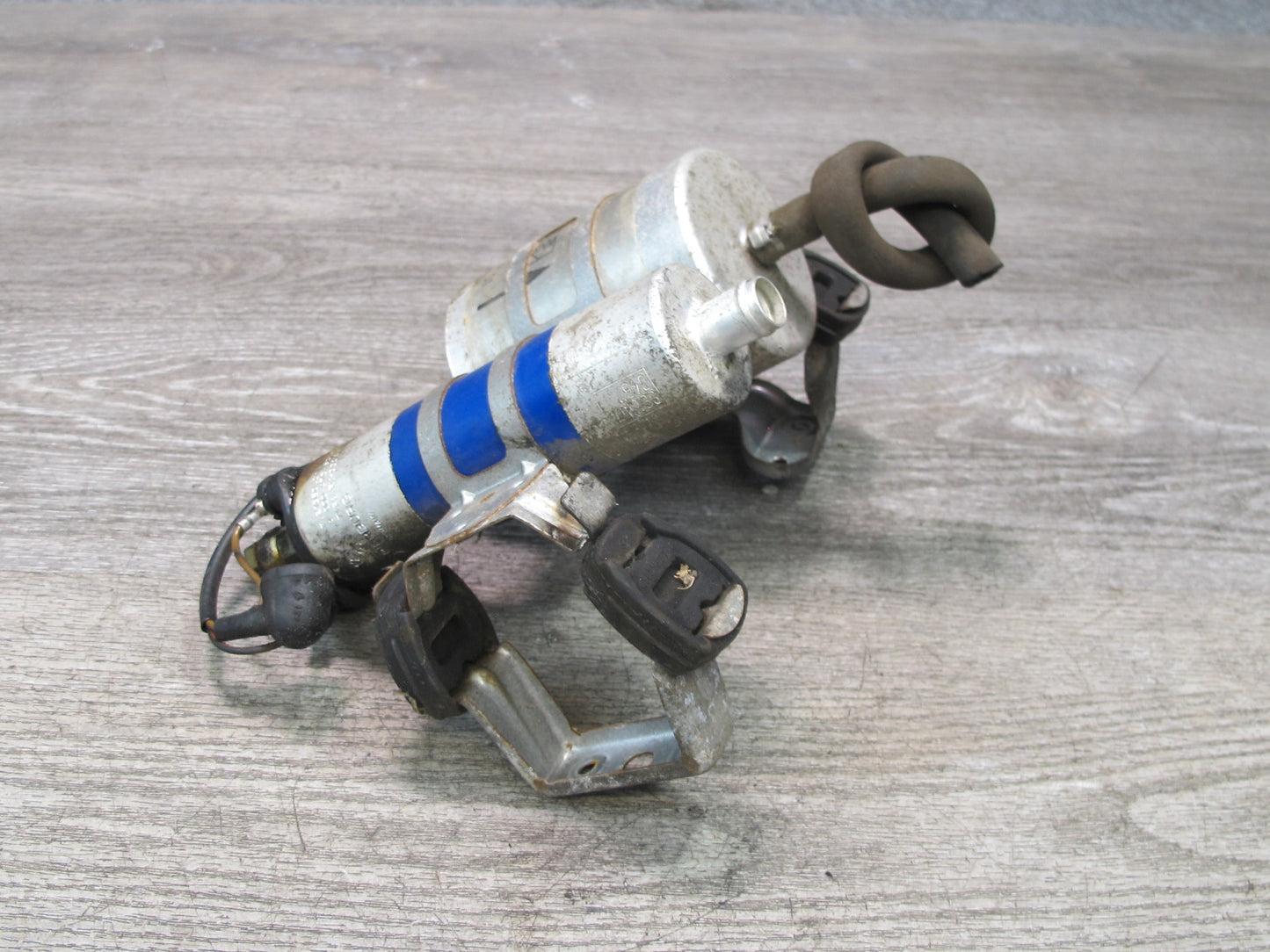 96-99 Mercedes W140 C140 Cl-class Fuel Pump & Filter Assembly Set OEM
