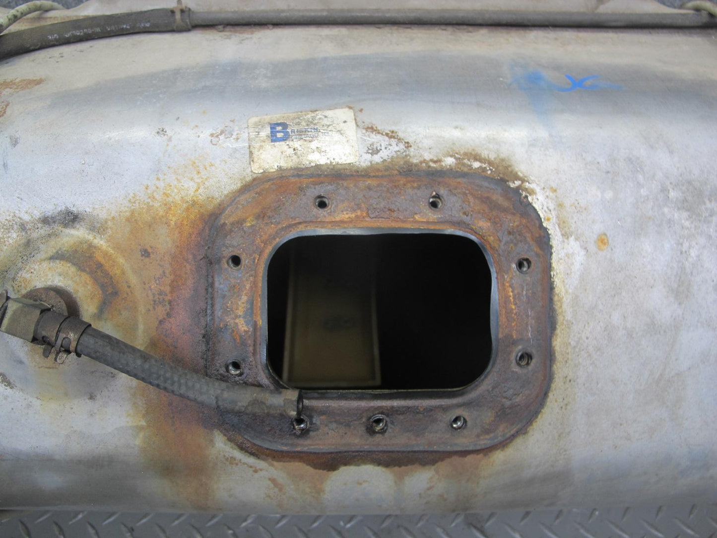 84-96 Chevrolet Corvette C4 Fuel Gas Tank Assembly OEM