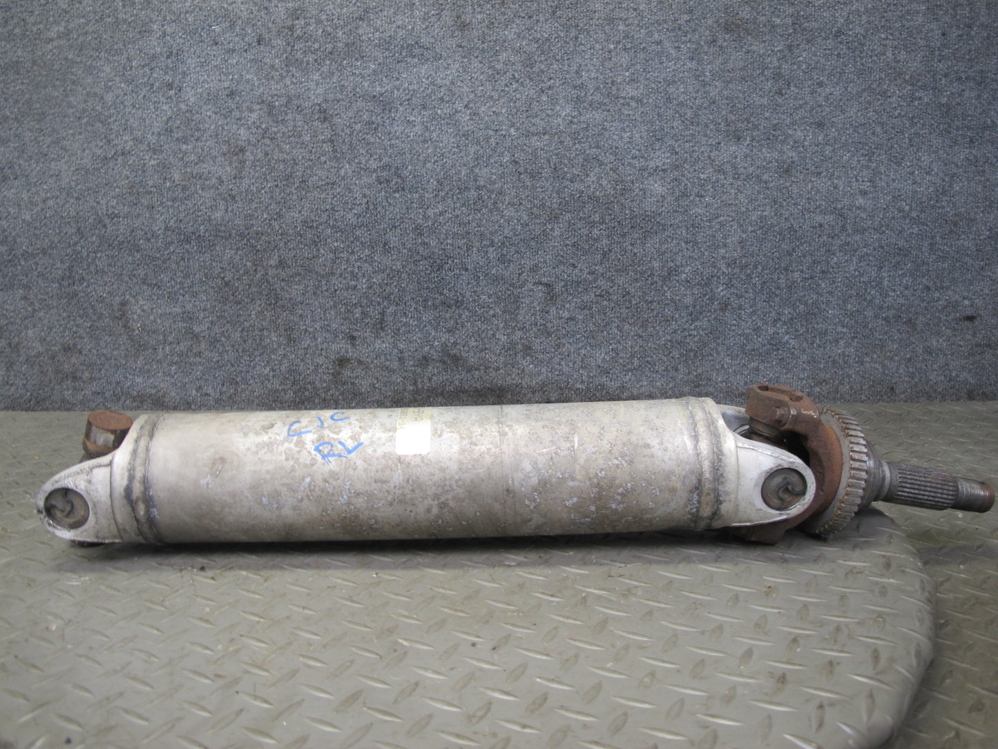 84-96 Chevrolet Corvette C4 A/T Rear Left or Right Half Axle Shaft 10223032 OEM