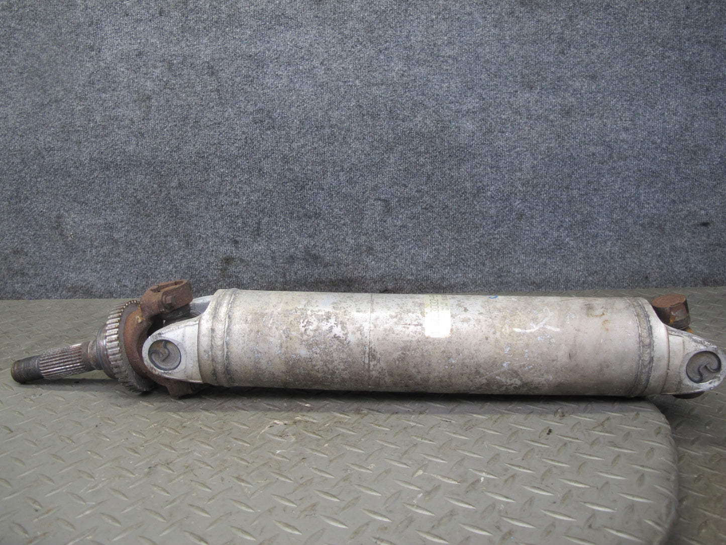 84-96 Chevrolet Corvette C4 A/T Rear Left or Right Half Axle Shaft 10223032 OEM