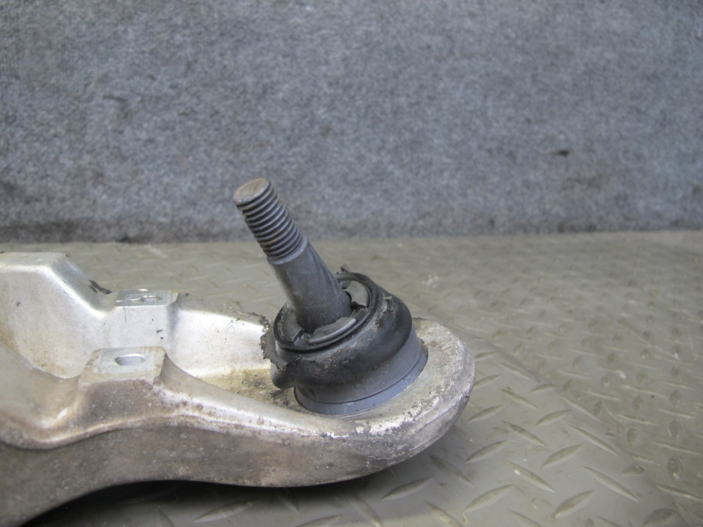 88-96 Chevrolet Corvette C4 Set of 2 Front Left Upper & Lower Control Arm OEM
