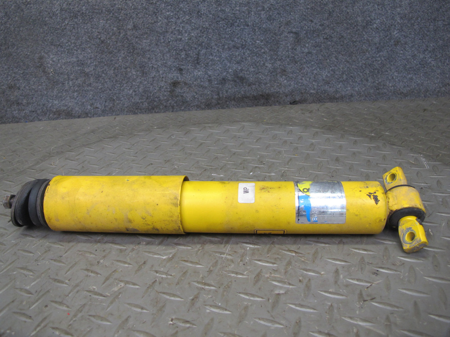 89-96 Chevrolet Corvette C4 Set of 2 Front Strut Shock Absorber Bilstein