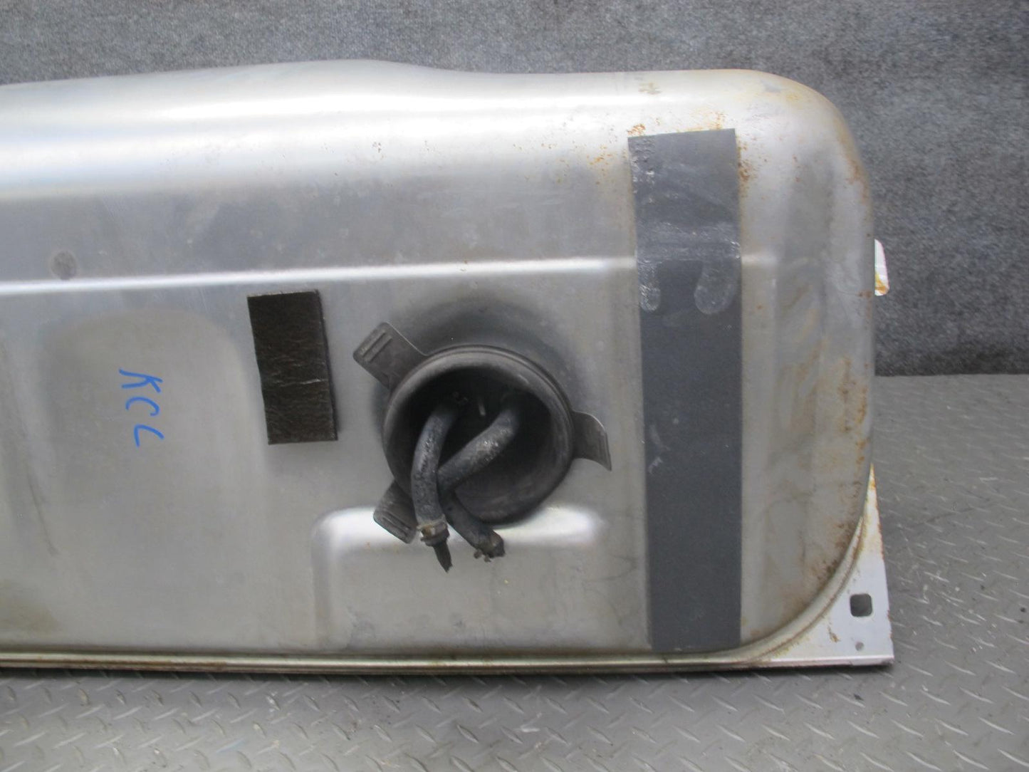 96-99 Mercedes W140 C140 Cl-class Coupe Fuel Tank Unit 1404703201 OEM