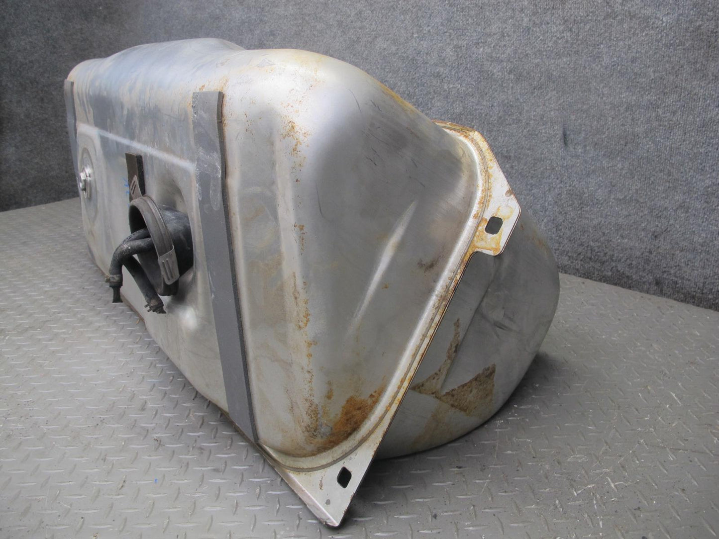 96-99 Mercedes W140 C140 Cl-class Coupe Fuel Tank Unit 1404703201 OEM
