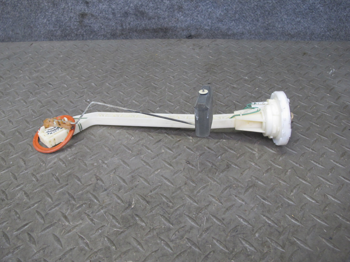 96-99 Mercedes W140 C140 S600 CL600 Fuel Tank Level Sensor Sending Unit OEM