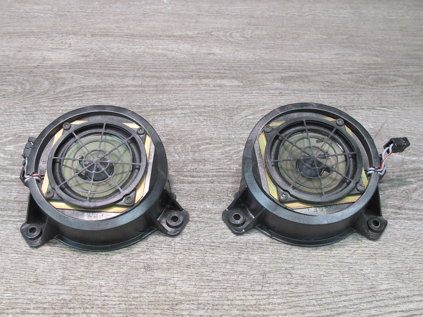 96-99 Mercedes W140 C140 CL Coupe Set of 2 Left & Right Door Speaker OEM
