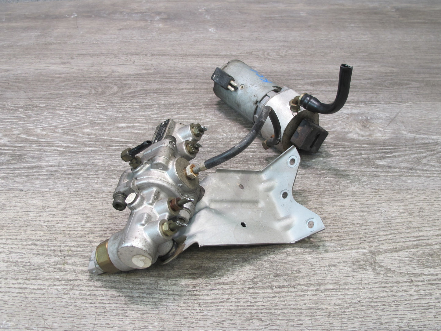 96-97 Mercedes W140 C140 Cl-class ABS ESP Brake Valve Block w Pump OEM