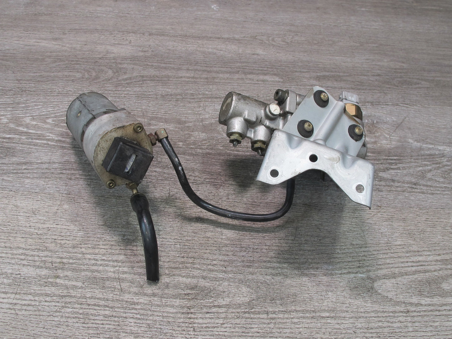 96-97 Mercedes W140 C140 Cl-class ABS ESP Brake Valve Block w Pump OEM
