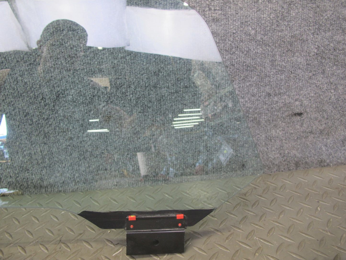 03-08 BMW E85 Z4 Front Right Passenger Door Window Glass OEM