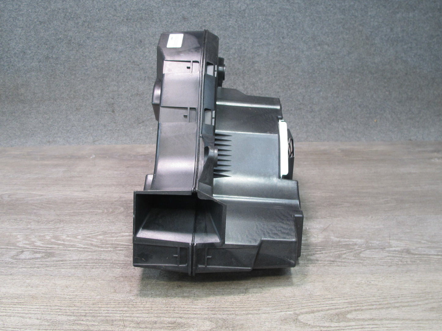2011-2017 Infiniti QX56 QX80 Bose Subwoofer Speaker Box 28170-1LA0A
