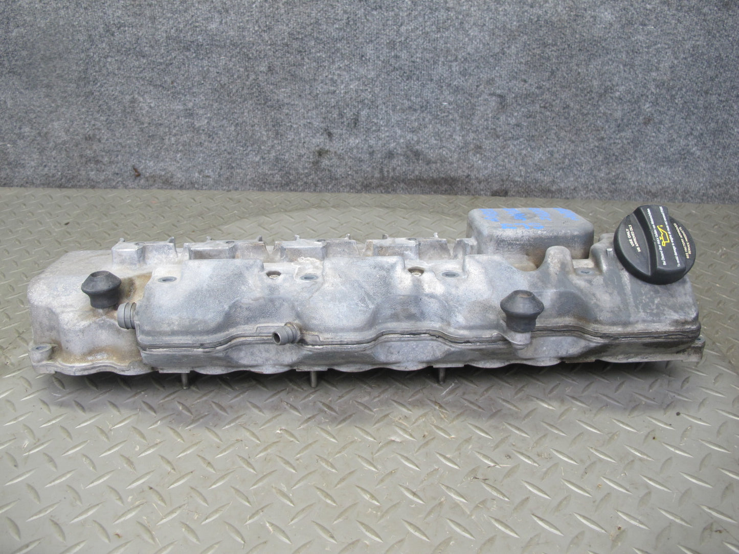 03-06 Mercedes R230 SL500 M113 Engine Left Side Cylinder Head Valve Cover OEM
