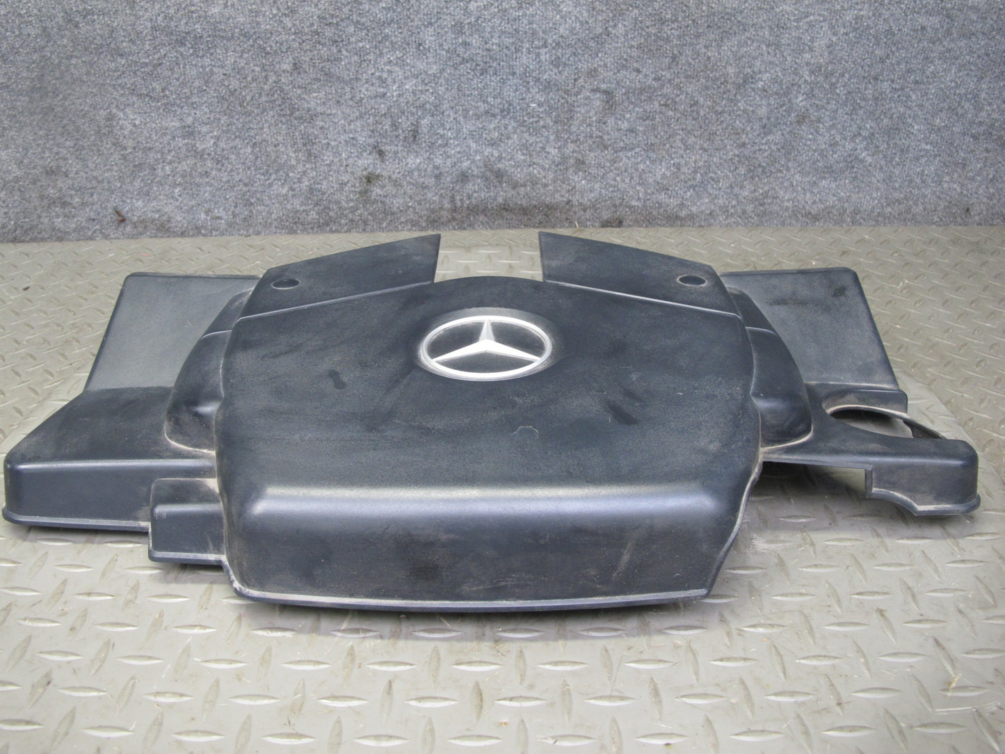 03-06 Mercedes R230 SL500 M113 Engine Motor Trim Cover Panel 1130101367 OEM