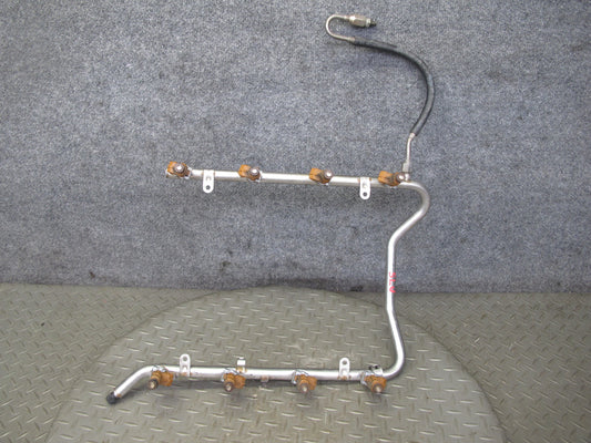 03-06 Mercedes R230 SL500 M113 Engine Fuel Rail w Injector & Hose Set OEM