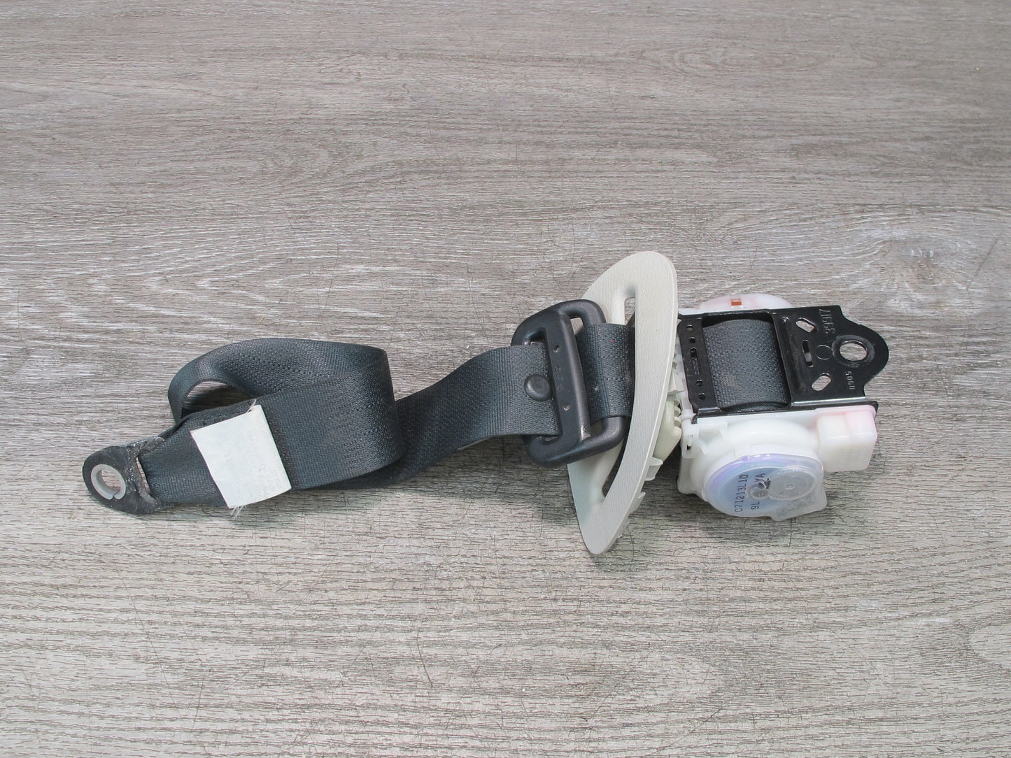 11-20 INFINITI QX56 QX80 EAR 2ND ROW RIGHT CENTER LEFT SIDE SEATBELT RETRACTOR SET OEM