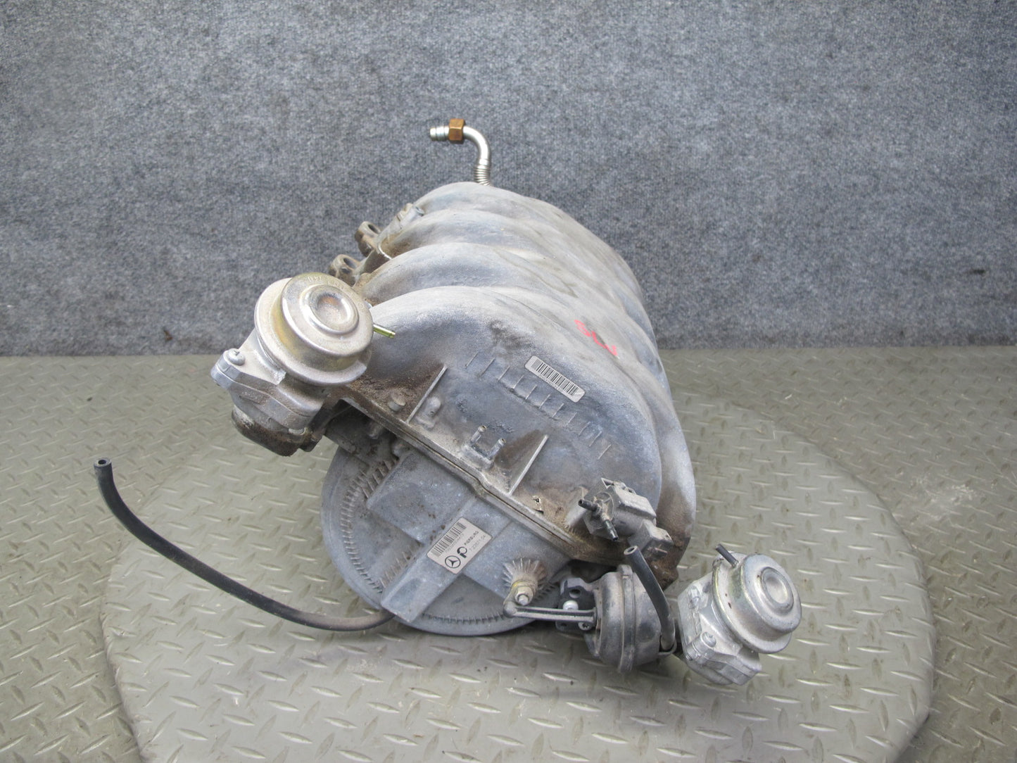 03-06 Mercedes R230 SL500 5.0L M113 Engine Motor Air Intake Manifold OEM