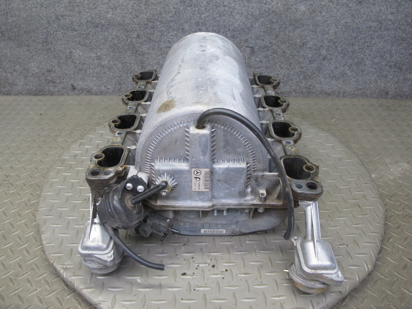 03-06 Mercedes R230 SL500 5.0L M113 Engine Motor Air Intake Manifold OEM