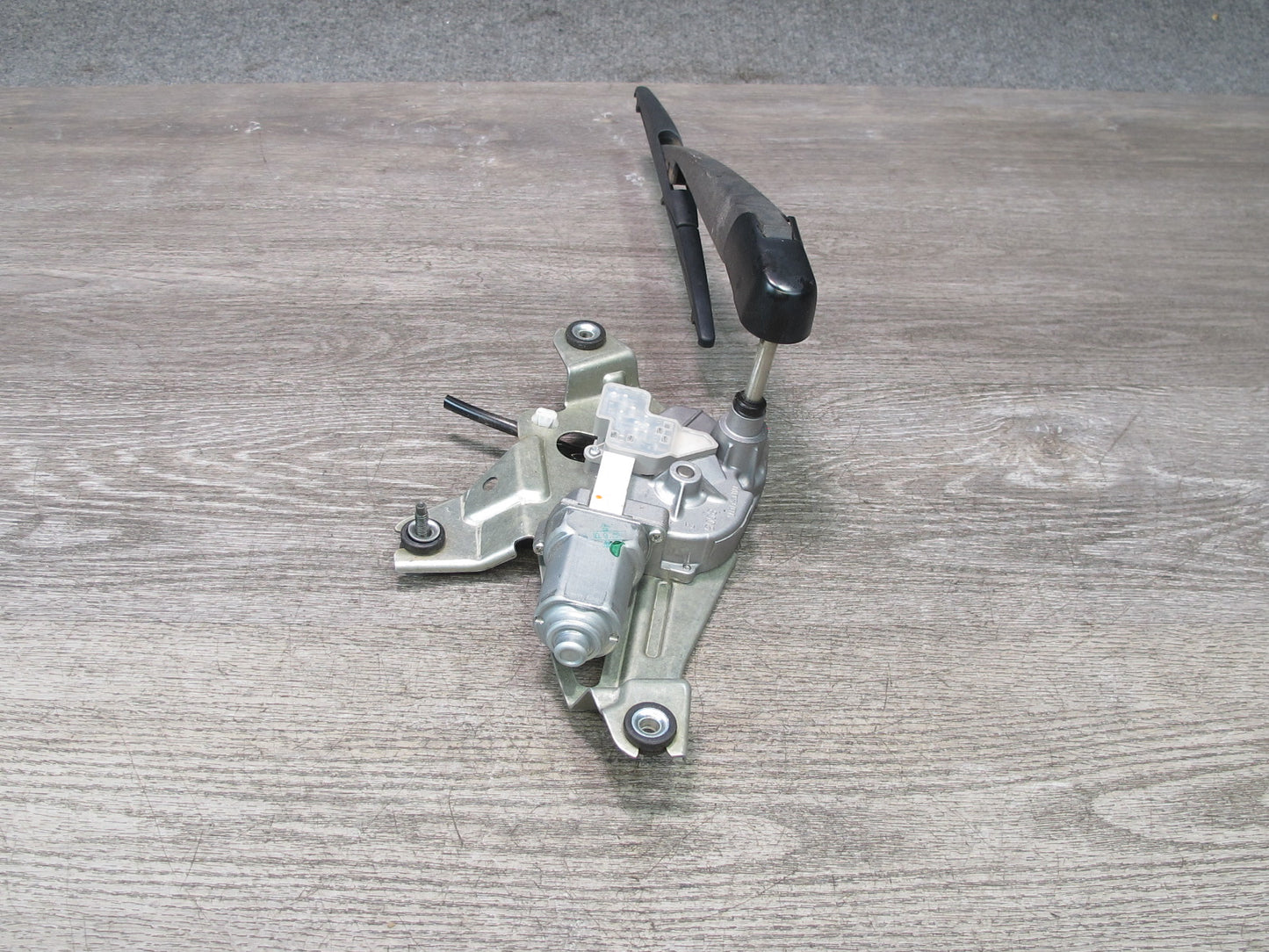 2011-2017 Infiniti QX56 QX80 Rear Liftgate Tailgate Trunk Wiper Motor W/ Arm