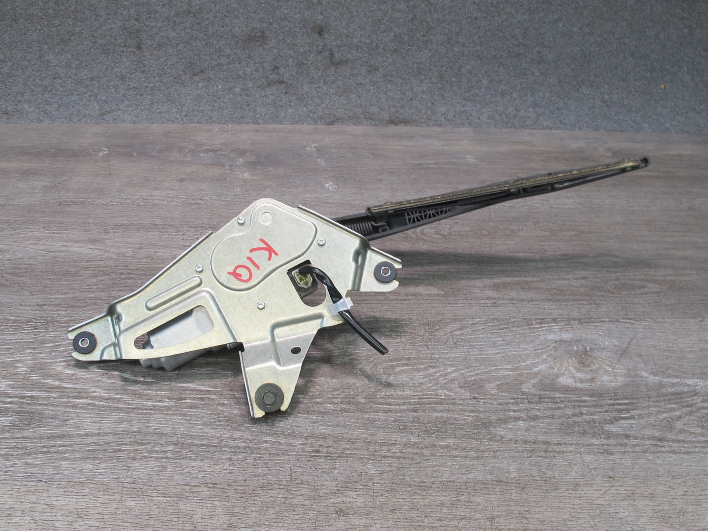 2011-2017 Infiniti QX56 QX80 Rear Liftgate Tailgate Trunk Wiper Motor W/ Arm