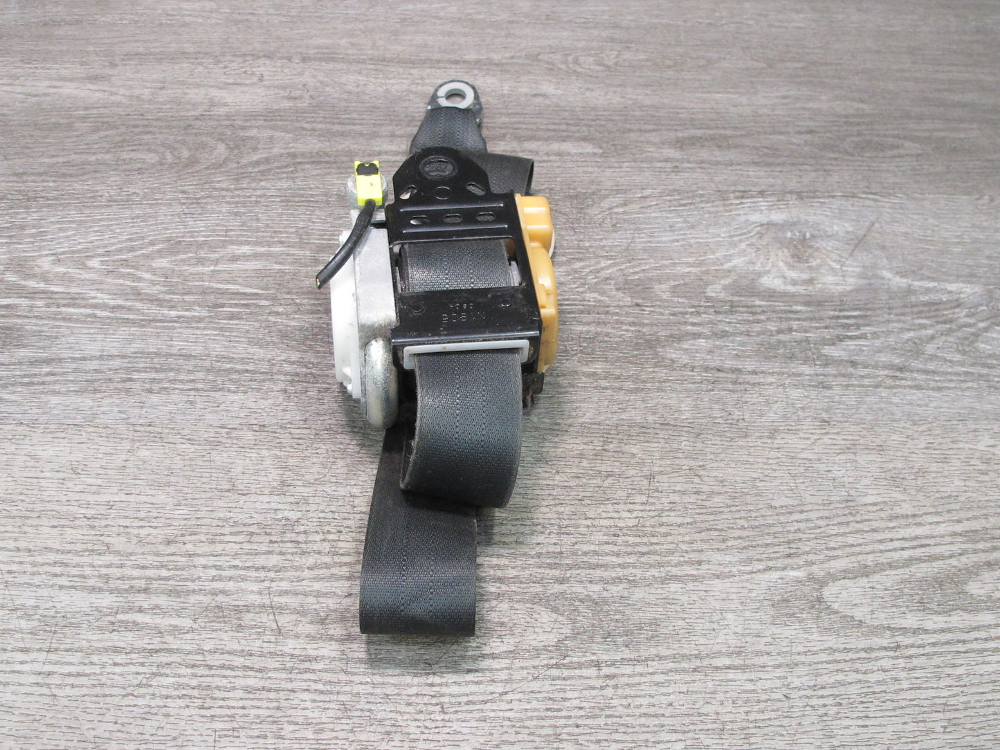 11-20 INFINITI QX56 QX80 FRONT LEFT DRIVER SIDE SEATBELT RETRACTOR OEM