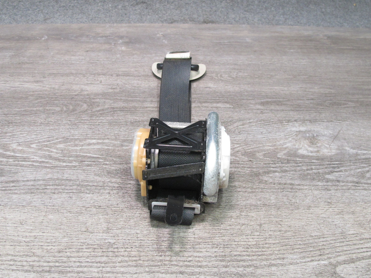 11-20 INFINITI QX56 QX80 FRONT RIGHT PASSENGER SIDE SEATBELT RETRACTOR OEM