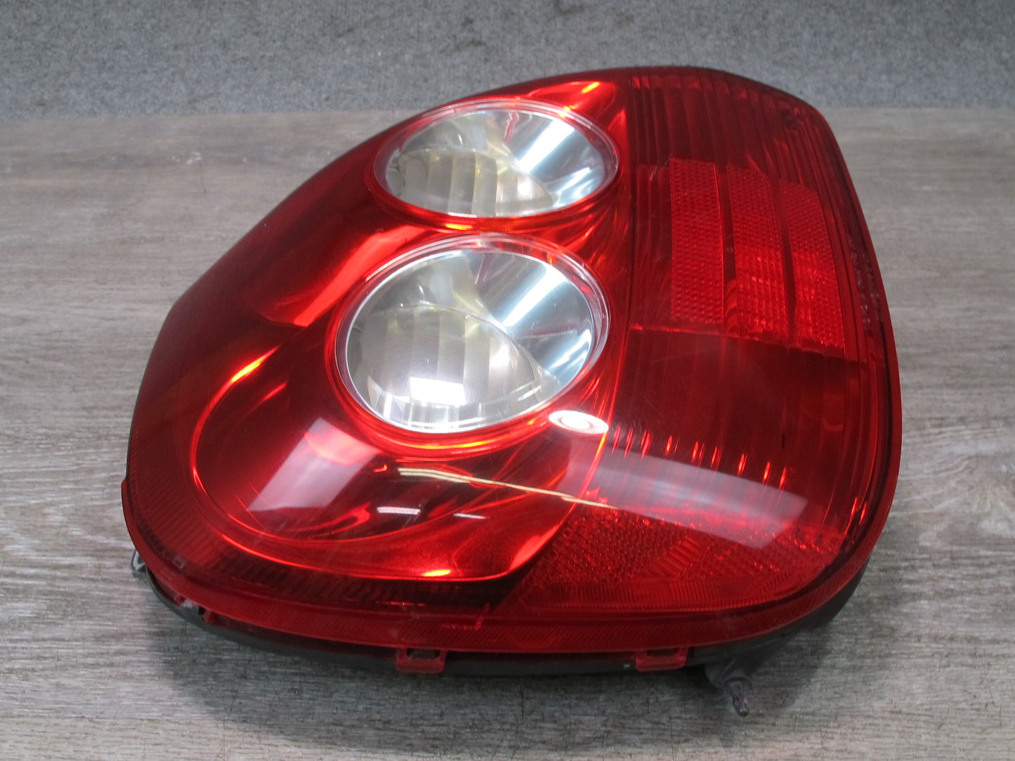 03-05 Toyota MR2 Spyder ZZW30L Set of 2 Rear Left & Right Tail Light Lamp OEM