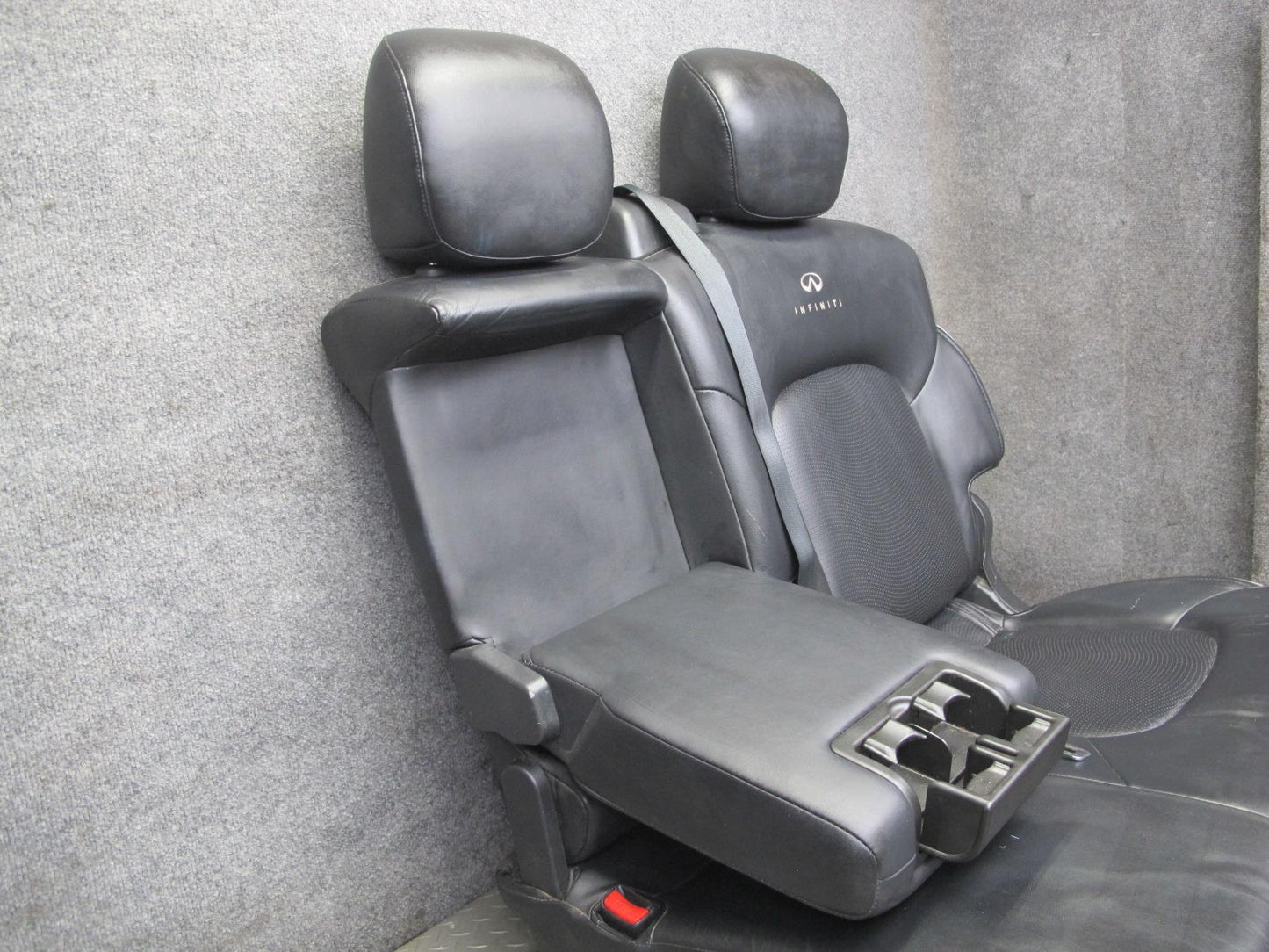 2011-2012 Infiniti QX56 Rear 2ND ROW Left & Right Side Leather Seat Black Set
