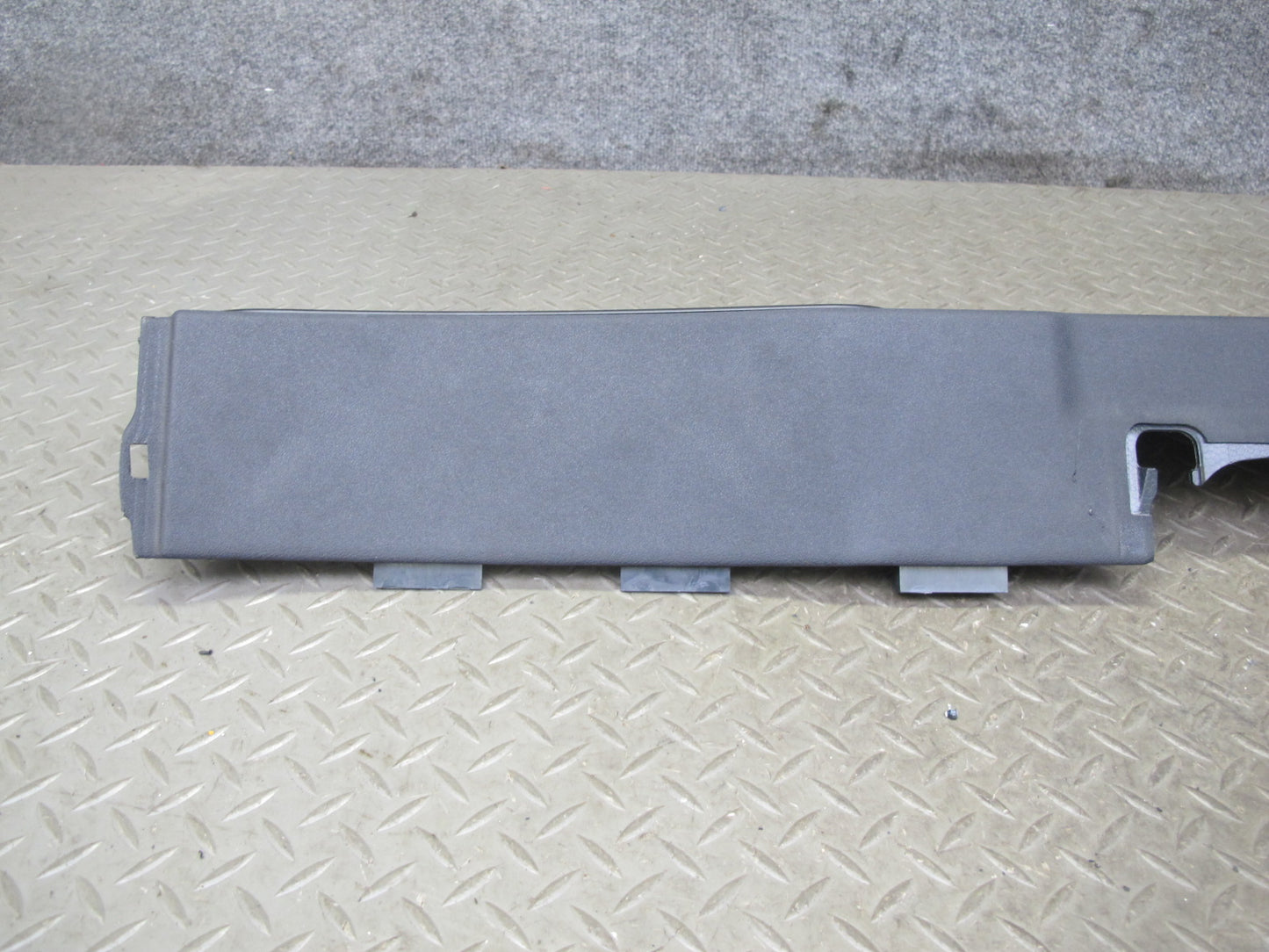 05-11 Mercedes R171 Slk-class Rear Roll Bar Trim Cover Panel 1716901125 OEM